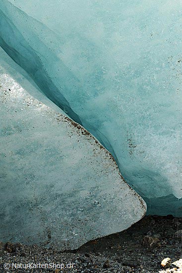 Foto:: Kleine Spalte in Gletschereis (Foto,Fotos,Bilder,Bild,)