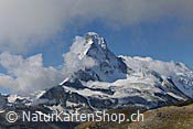 Foto F121122: Matterhorn von Wolken umgeben
